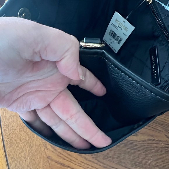 Black Michael Kors Maeve Small Convertible Open Tote in Black NWT - Picture 12 of 16